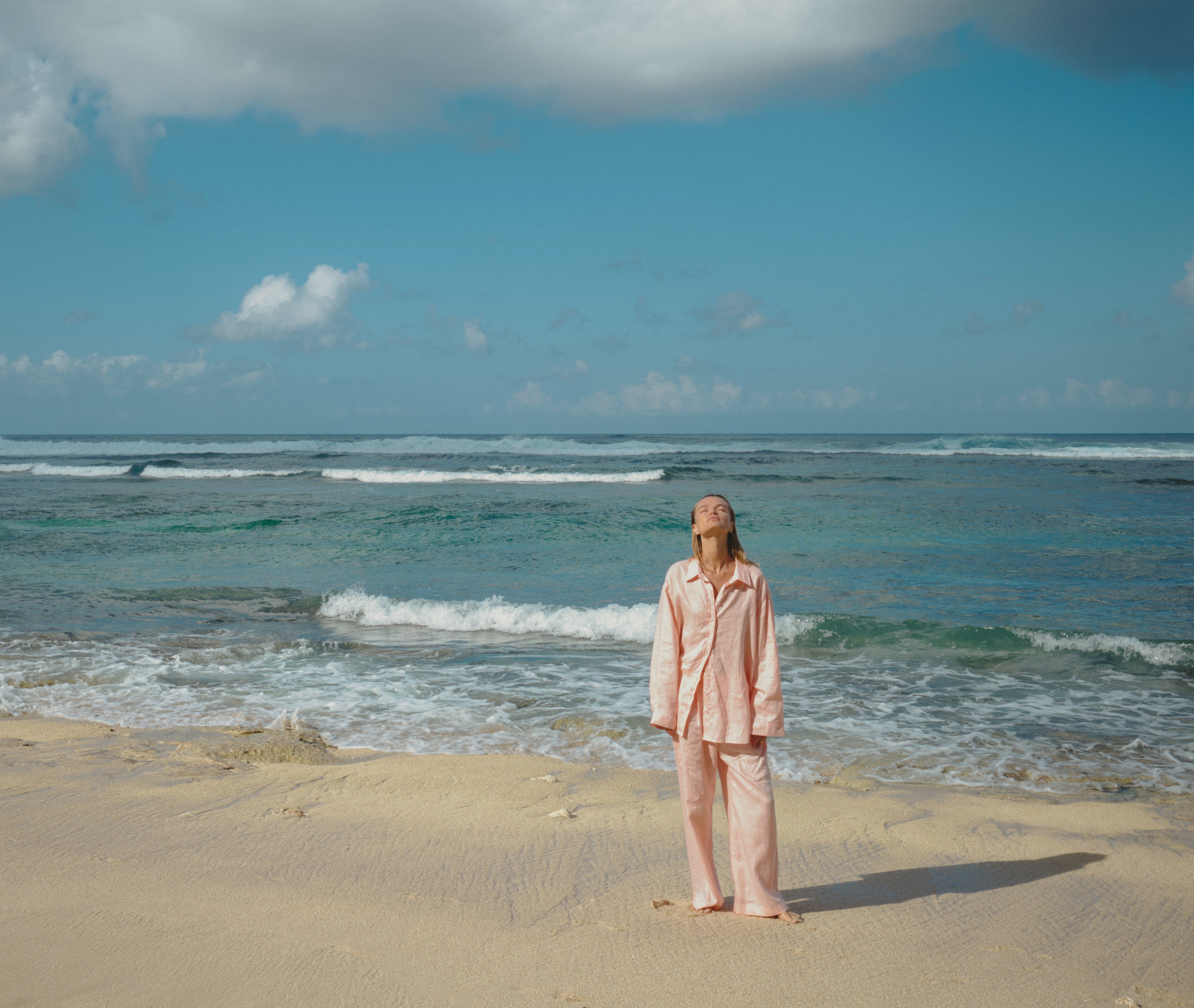 Serene Linen Set in Peach